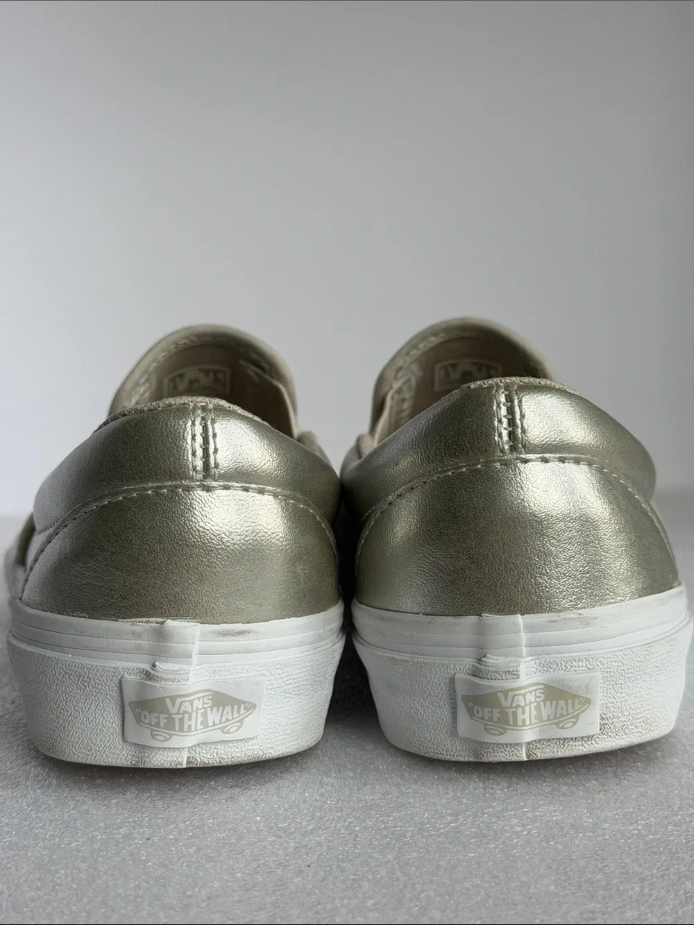 VANS Classic Slip-On Sneakers Metallic Gold Women’s 6.5 / Men’s 5
